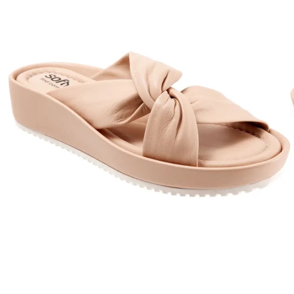 Nude Size 10 Softwalk “Emmie” Sandals